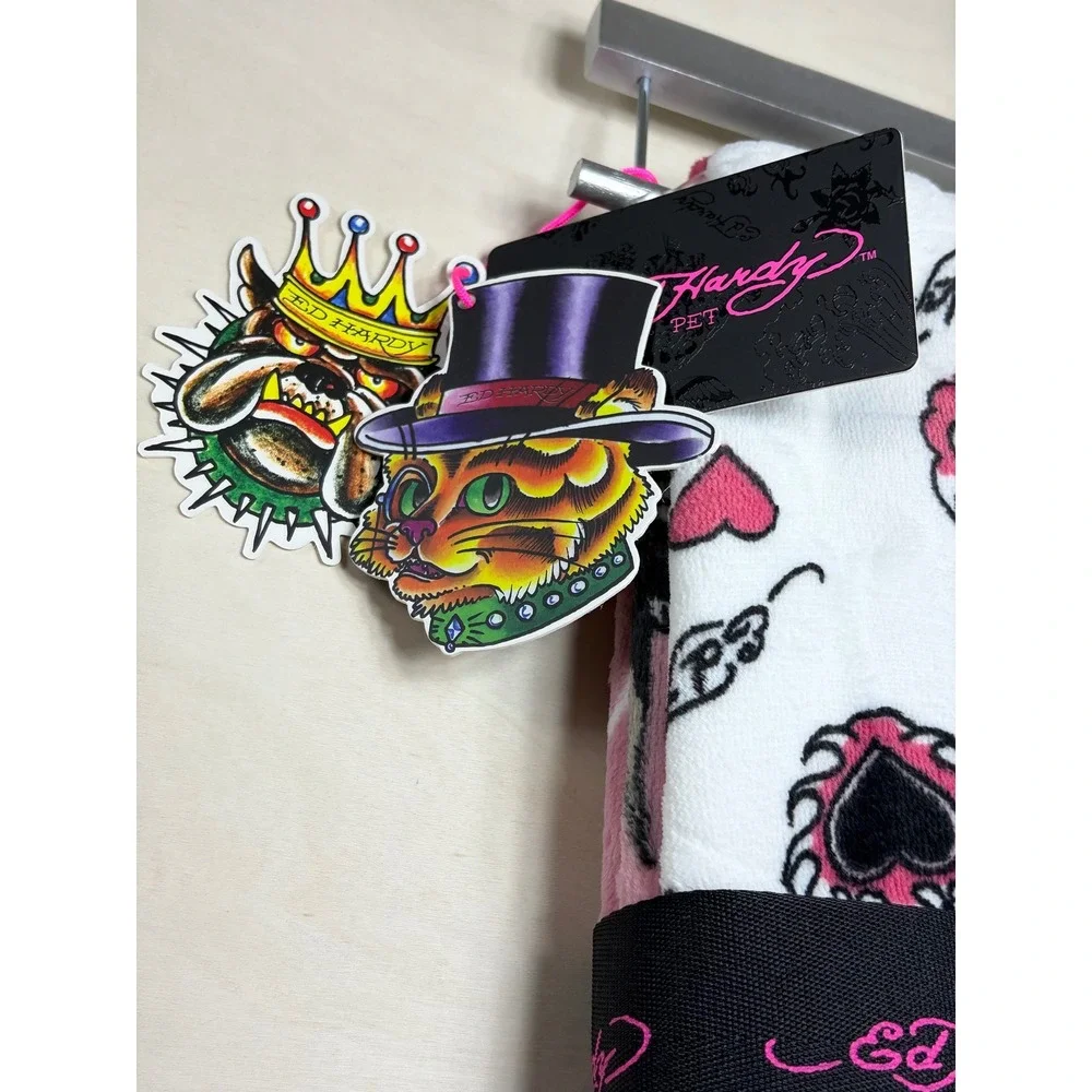 Ed Hardy Pet Cozy Printed Plush Pet Throw Pink White Tattoo Art Blanket 40x50NEW
